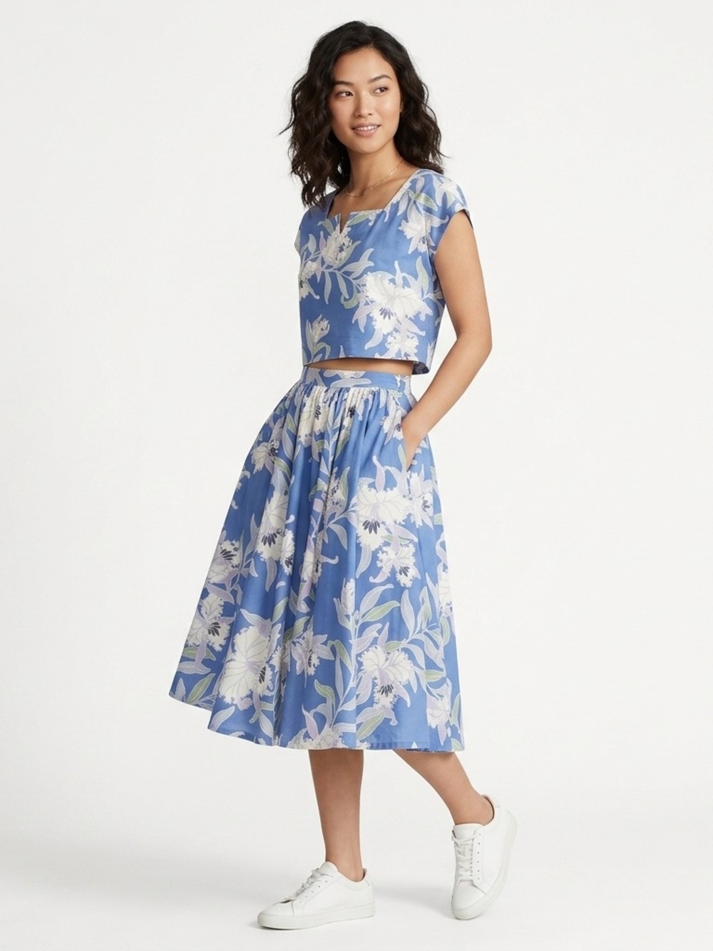 Sun Fashions Two Piece Matching Crop Top Midi Skirt Floral Cotton Blue L